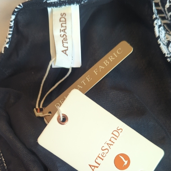 NWT Artesands Monet Mid Rise Floral Black and White Bikini Bottom, US 14 - Picture 3 of 7